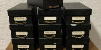 Search the card index of chief librarian John Møller